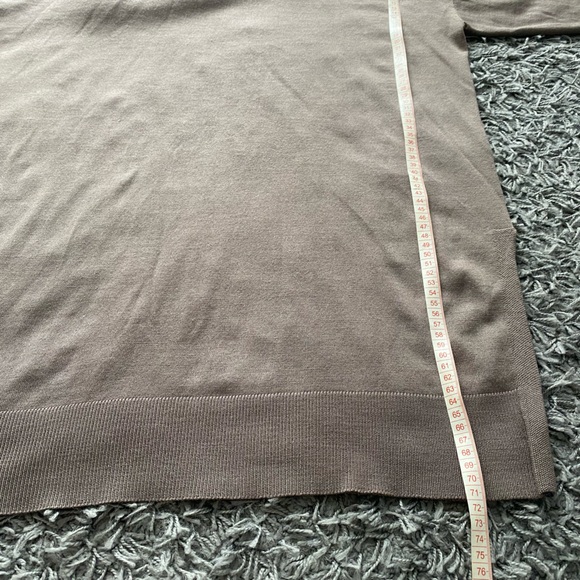 Uniqlo Wool Tunic Sweater - Picture 7 of 7